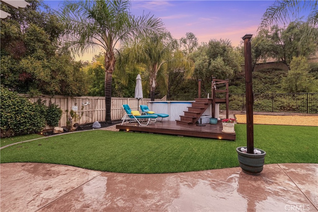 https://media.crmls.org/medias/73d1898c-dd14-4264-b468-0d31c9b7d8d8.jpg?preset=X-Large