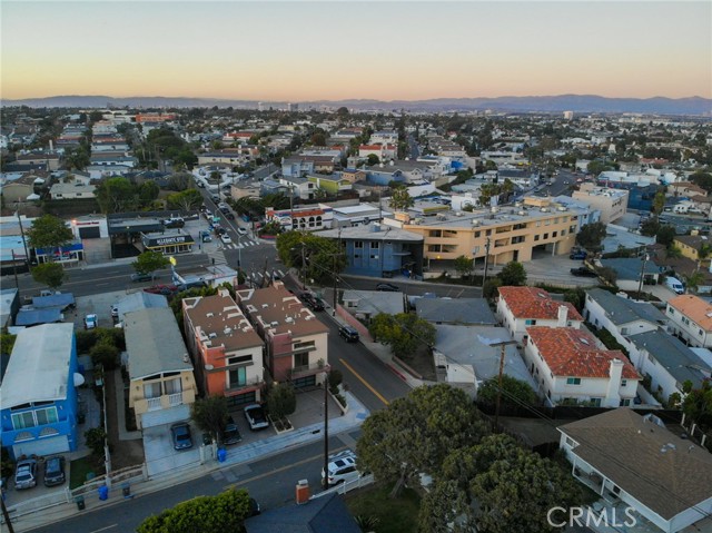 1617 Clark Lane, Redondo Beach, California 90278, 4 Bedrooms Bedrooms, ,3 BathroomsBathrooms,Residential,Sold,Clark,PV22238370