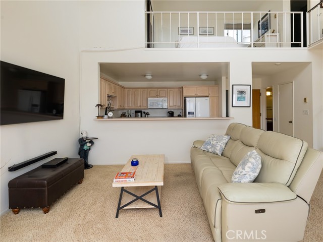 220 The Village, Redondo Beach, California 90277, 1 Bedroom Bedrooms, ,1 BathroomBathrooms,Residential,Sold,The Village,SB24153464