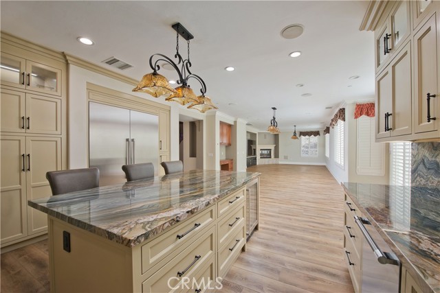 Detail Gallery Image 13 of 56 For 1235 Vintage Oak St, Simi Valley,  CA 93063 - 5 Beds | 4/1 Baths