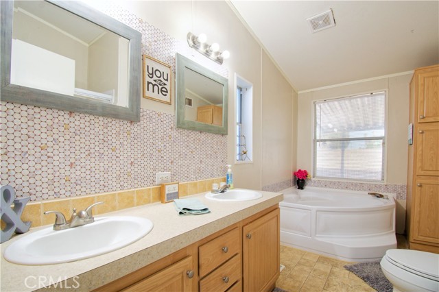 Detail Gallery Image 22 of 27 For 2450 E Hobsonway, Blythe,  CA 92225 - 3 Beds | 2 Baths