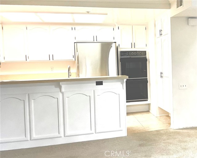 13601 Del Monte Drive, Seal Beach CA: https://media.crmls.org/medias/73d2bc87-581c-4223-b62c-dc07961a5630.jpg