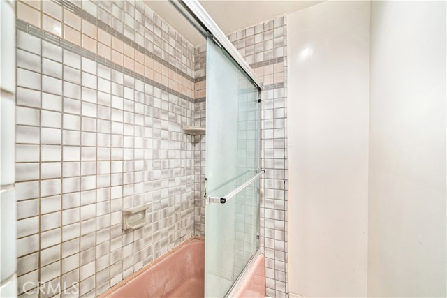 1438 Hillside Drive, Glendale CA: https://media.crmls.org/medias/73d2f802-b689-4277-961a-94ac6d775222.jpg