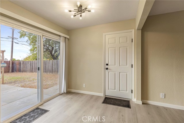 Detail Gallery Image 10 of 16 For 7514 Loma Verde Way, Sacramento,  CA 95822 - 3 Beds | 1 Baths