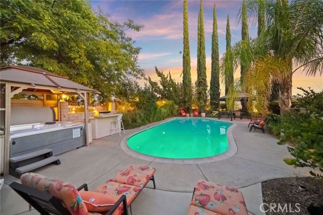 Detail Gallery Image 14 of 75 For 36350 Calle Poco, Temecula,  CA 92592 - 6 Beds | 5/1 Baths