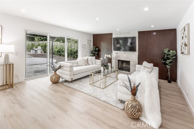 17101 Dearborn Street, Northridge CA: https://media.crmls.org/medias/73d45bd2-711a-4877-a73d-3373e2d041da.jpg