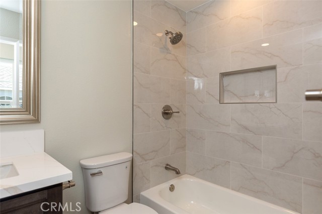 21981 Birchwood, Mission Viejo CA: https://media.crmls.org/medias/73d46dde-958b-4194-8458-7baadeac57de.jpg