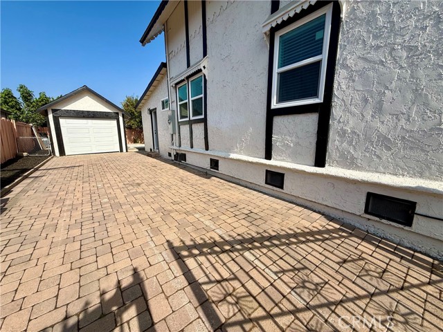 Detail Gallery Image 15 of 17 For 125 E Alondra, Compton,  CA 90220 - 4 Beds | 2 Baths