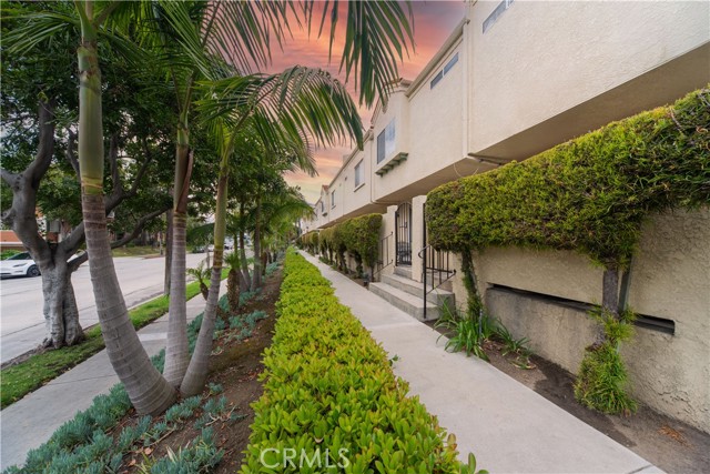 Detail Gallery Image 5 of 33 For 401 W 220th St #58,  Carson,  CA 90745 - 3 Beds | 3 Baths