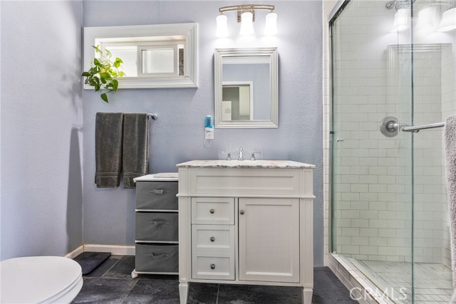 8975 Driftwood Dr, Riverside CA: https://media.crmls.org/medias/73d801c5-0fc4-4d1f-88d0-713b624a02a5.jpg