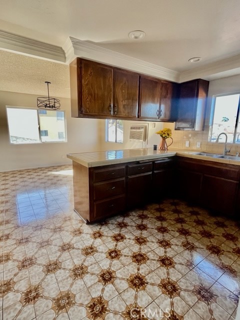 1233 /1235 W 24th, San Pedro CA: https://media.crmls.org/medias/73d82731-ad08-4e5c-aeb0-72592a2c0027.jpg