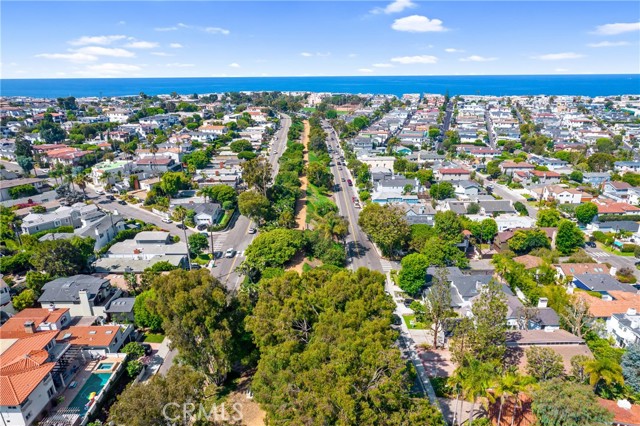 2213 Valley Drive, Manhattan Beach, California 90266, 4 Bedrooms Bedrooms, ,3 BathroomsBathrooms,Residential,Sold,Valley,SB22167937