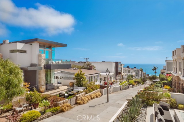324 17th, Manhattan Beach, California 90266, 4 Bedrooms Bedrooms, 0 ,5 BathroomsBathrooms,Residential,For Sale,17th,0,SB26133569