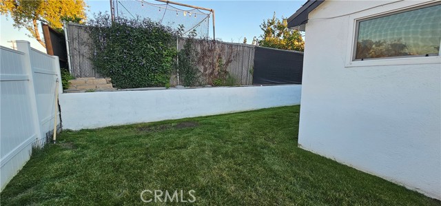 Detail Gallery Image 8 of 28 For 952 Graybar, La Puente,  CA 91744 - 4 Beds | 2 Baths