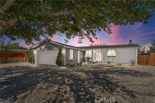 Detail Gallery Image 1 of 35 For 18719 Arbor Ct, Adelanto,  CA 92301 - 3 Beds | 2 Baths