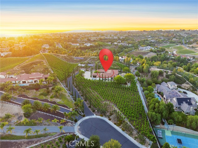 33260 Susan Grace Court, Temecula CA: https://media.crmls.org/medias/73d92fb7-c1e6-4340-a5ab-cb321bbdffcd.jpg