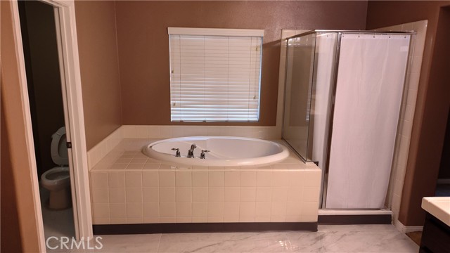 11318 Chinaberry Street, Corona CA: https://media.crmls.org/medias/73d93838-d944-46ce-b79f-a4c74f4e50a8.jpg