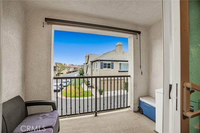 Detail Gallery Image 2 of 39 For 19307 Opal Ln #137,  Saugus,  CA 91350 - 2 Beds | 2 Baths