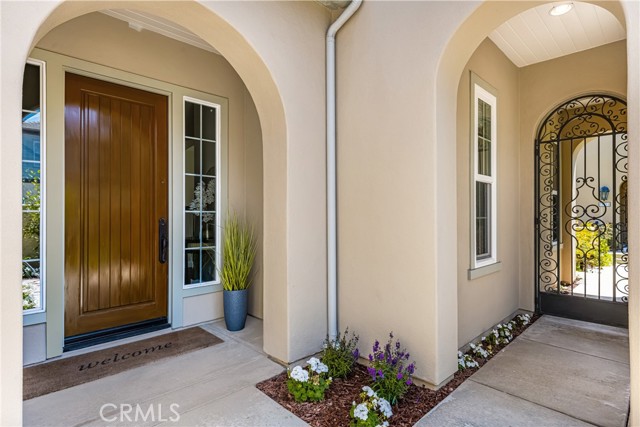 21270 Elda Cir, Huntington Beach CA: https://media.crmls.org/medias/73da8f6b-f26b-45ef-acf6-e8086970ba5b.jpg