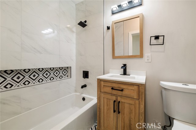 19945 Gresham Street, Northridge CA: https://media.crmls.org/medias/73db9b2f-9858-4c8d-96ae-03d78290778a.jpg