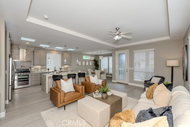 Detail Gallery Image 10 of 50 For 3595 Santa Fe Ave #278,  Long Beach,  CA 90810 - 3 Beds | 2 Baths