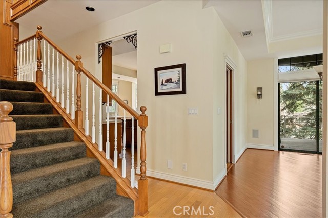 Detail Gallery Image 8 of 74 For 490 Bay View Ct, Lake Arrowhead,  CA 92352 - 5 Beds | 6/1 Baths