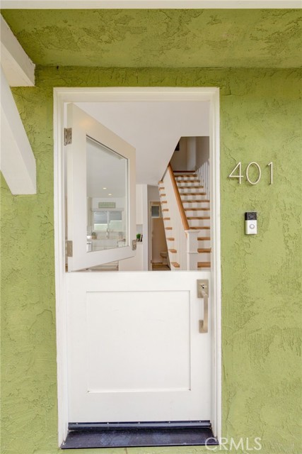 401 18th Street, Manhattan Beach, California 90266, 5 Bedrooms Bedrooms, ,2 BathroomsBathrooms,Residential,Sold,18th,SB22140138