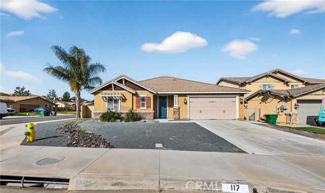 Detail Gallery Image 2 of 33 For 117 Temple Ave, Beaumont,  CA 92223 - 5 Beds | 3/1 Baths
