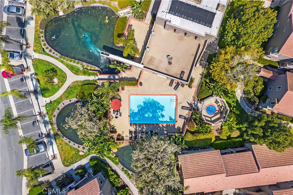 https://media.crmls.org/medias/73dd8f3b-a969-454a-b101-0dade1c0ffc3.jpg?preset=X-Large