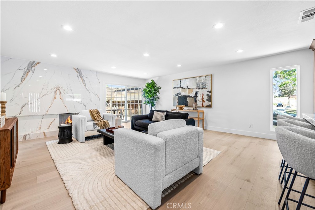 11 Rockrose Way