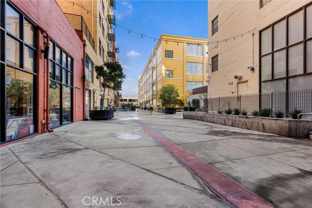 Detail Gallery Image 41 of 43 For 315 E 8th, Los Angeles,  CA 90014 - 2 Beds | 2 Baths