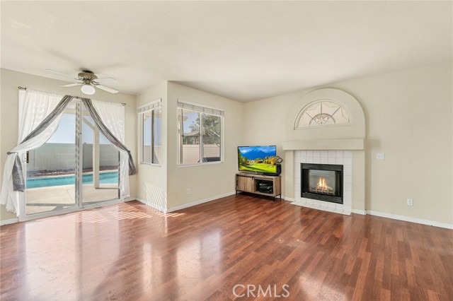 Image 5 of 31 For 44601 Jamin Circle