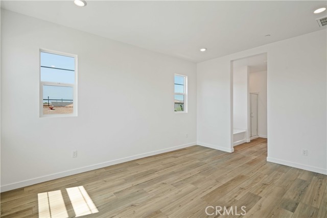 Detail Gallery Image 13 of 17 For 413 E 220th St, Carson,  CA 90745 - 4 Beds | 3 Baths