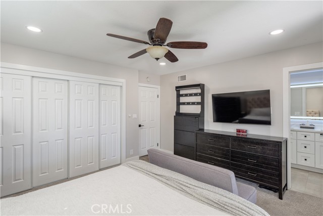 Image 17 of 65 For 824 Dune  