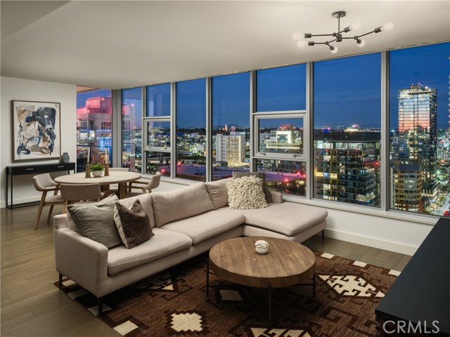 Detail Gallery Image 6 of 50 For 1388 Kettner Bld #2803,  San Diego,  CA 92101 - 2 Beds | 2 Baths