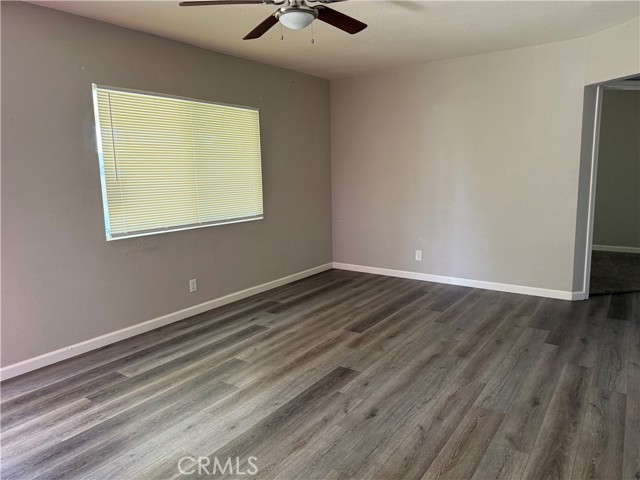 Detail Gallery Image 2 of 23 For 1111 Barney, Merced,  CA 95340 - 3 Beds | 1 Baths