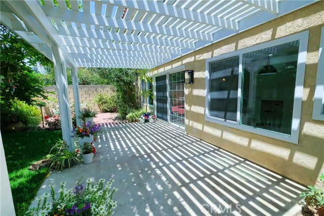 16329 Cherry Fall Lane, Cerritos CA: https://media.crmls.org/medias/73e2318f-d137-48f6-a77b-b366207c8e2c.jpg