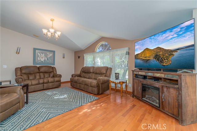 Detail Gallery Image 9 of 69 For 10905 Elk Mountain Rd, Upper Lake,  CA 95485 - 3 Beds | 2 Baths