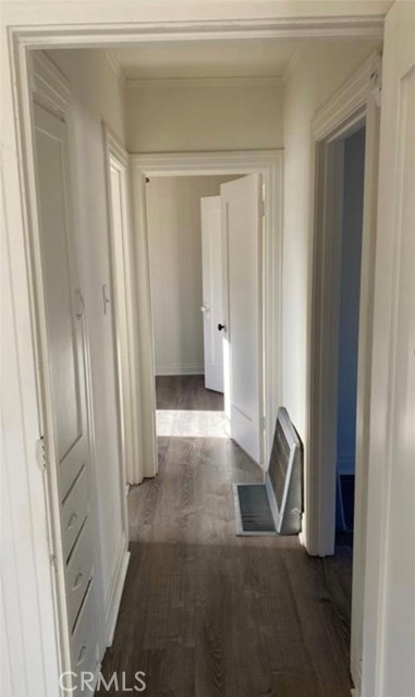 Detail Gallery Image 5 of 8 For 3112 Cudahy, Huntington Park,  CA 90255 - – Beds | – Baths