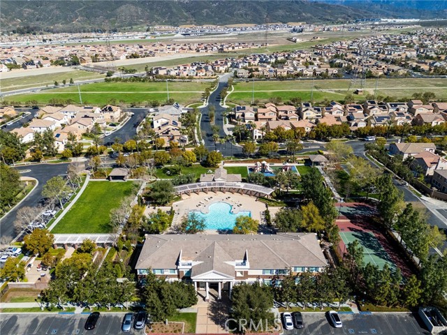 15901 Stresa Lane, Fontana CA: https://media.crmls.org/medias/73e4079f-dd38-4ddd-a7eb-bc293414f54c.jpg