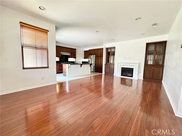 65 Sacred Path, Irvine CA: https://media.crmls.org/medias/73e58388-0a79-4af5-94c6-bc7da6b49842.jpg