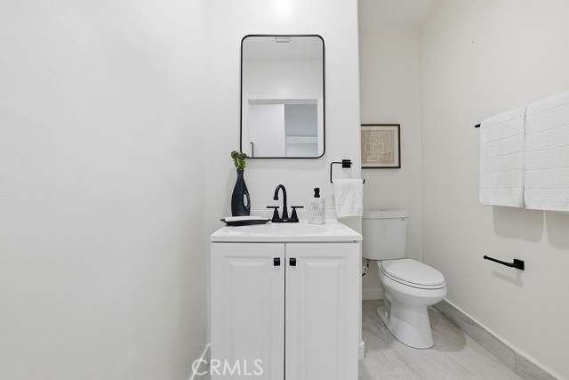 Detail Gallery Image 24 of 58 For 10714 Valley Spring Ln, North Hollywood,  CA 91602 - – Beds | – Baths