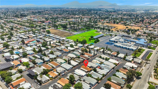 350 S Willow Avenue, Rialto CA: https://media.crmls.org/medias/73e6d24a-8024-4311-8fb1-72a8b41e8f32.jpg