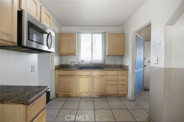 Detail Gallery Image 10 of 25 For 2829 Dracena St, Bakersfield,  CA 93304 - 2 Beds | 1 Baths