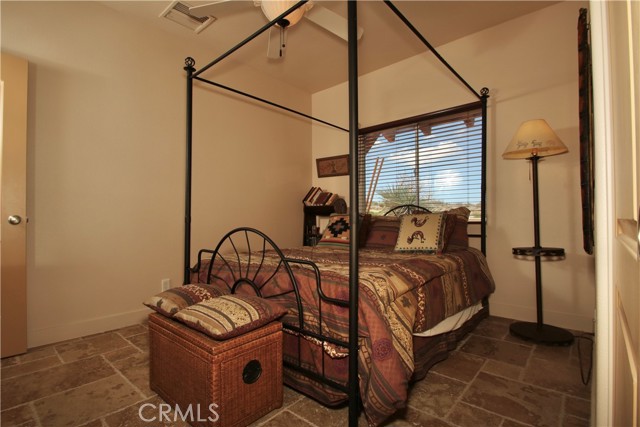 7125 Sunny Vista Road, Joshua Tree CA: https://media.crmls.org/medias/73e7bde1-f2fa-43f8-9dab-42e8ff90b8b2.jpg