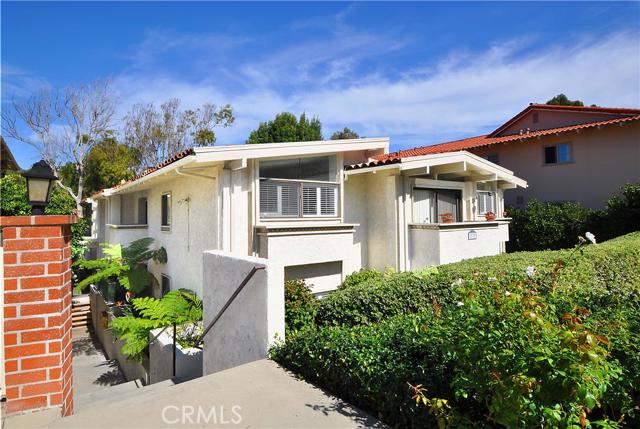 2575 Via Campesina, Palos Verdes Estates, California 90274, 3 Bedrooms Bedrooms, ,1 BathroomBathrooms,Residential,Sold,Via Campesina,PV15246384