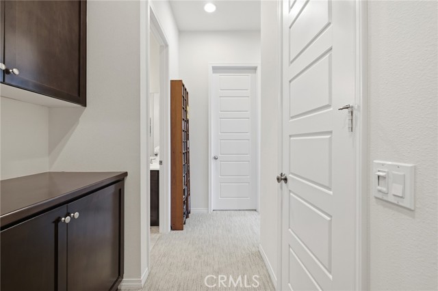 Detail Gallery Image 23 of 46 For 4977 Hydepark, Agoura Hills,  CA 91301 - 4 Beds | 2/1 Baths