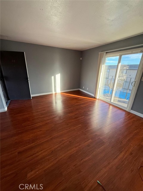 Detail Gallery Image 6 of 18 For 12835 10th #44,  Chino,  CA 91710 - 1 Beds | 1 Baths