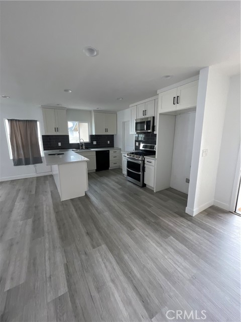 Detail Gallery Image 4 of 10 For 9781 Oasis, Garden Grove,  CA 92844 - 3 Beds | 2 Baths