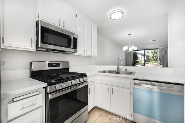 Detail Gallery Image 22 of 52 For 12750 Centralia St #208,  Lakewood,  CA 90715 - 2 Beds | 1/1 Baths